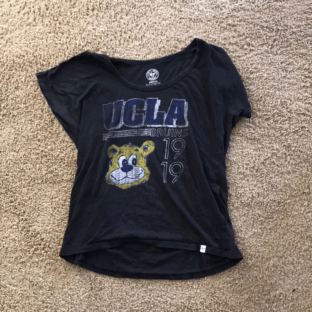 UCLA t shirt